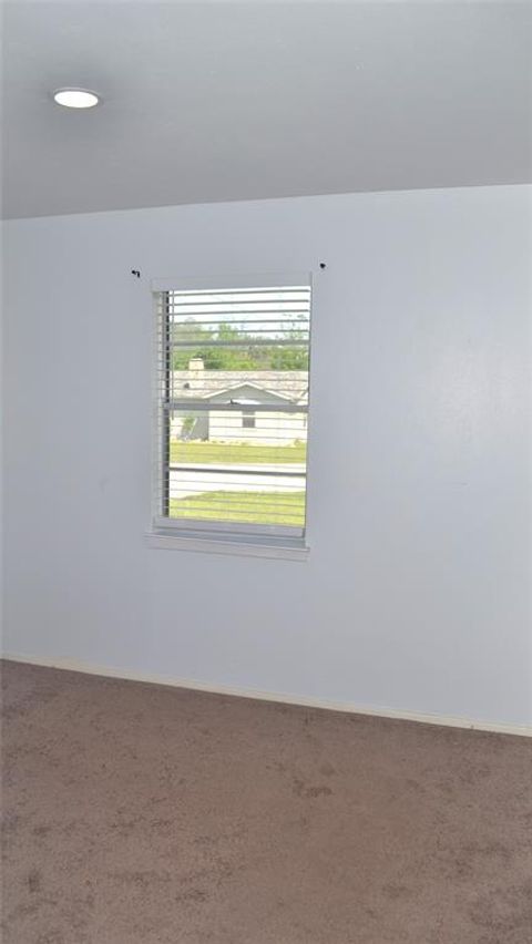 Single Family Residence in Azle TX 372 Shoreline Drive 12.jpg