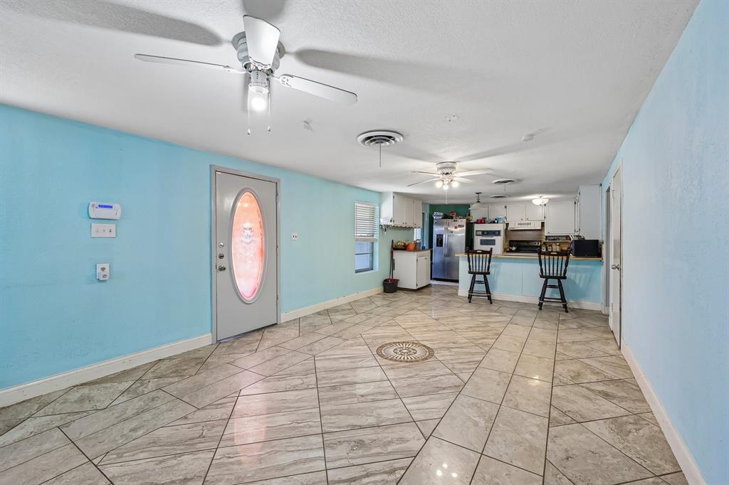 2450 S Burleson Blvd, Burleson, TX 76028 photo