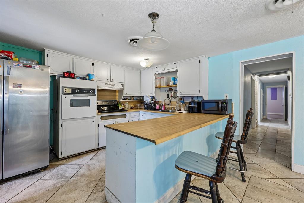 2450 S Burleson Blvd, Burleson, TX 76028 photo