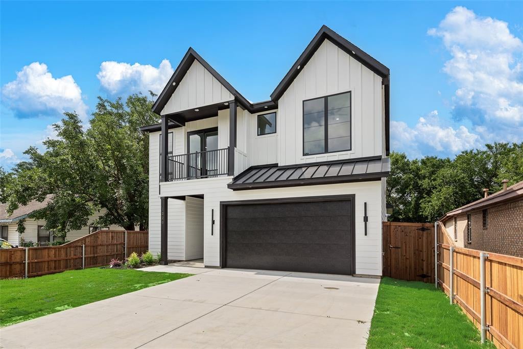 1220 Walmsley Ave, Dallas, TX 75208