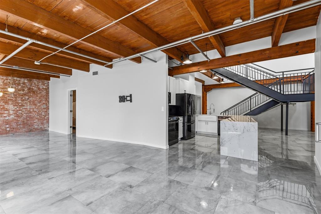 509 Elm St #604, Dallas, TX 75202 photo