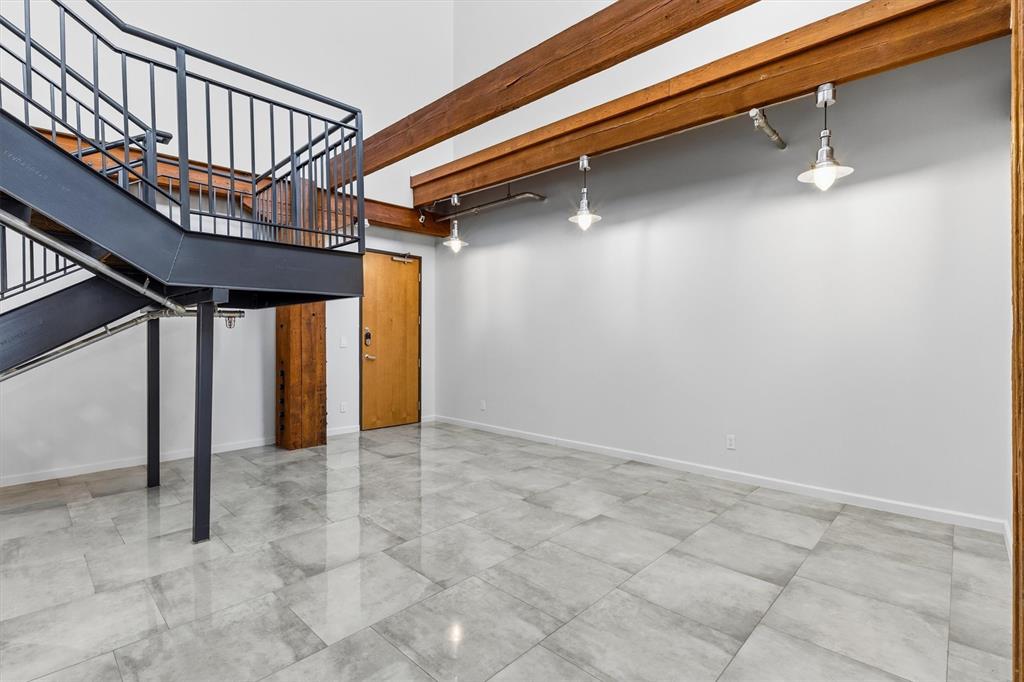 509 Elm St #604, Dallas, TX 75202 photo