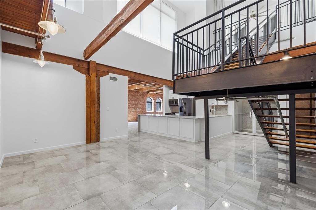 509 Elm St #604, Dallas, TX 75202 photo