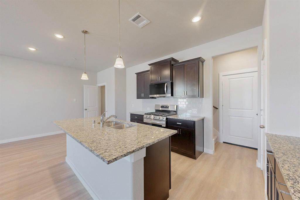 1524 Starlight Trl, Mesquite, TX 75181 photo