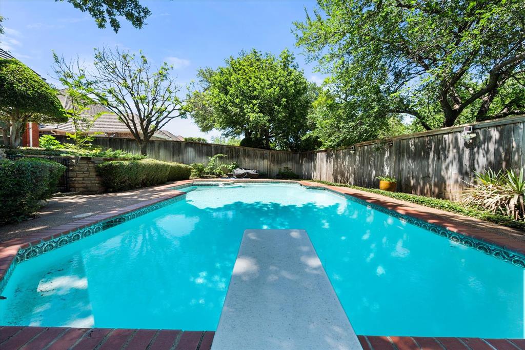 2801 Knotted Oaks Trl, Arlington, TX 76006