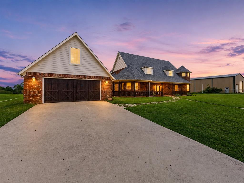 250 Newfield Ln, Springtown, TX 76082