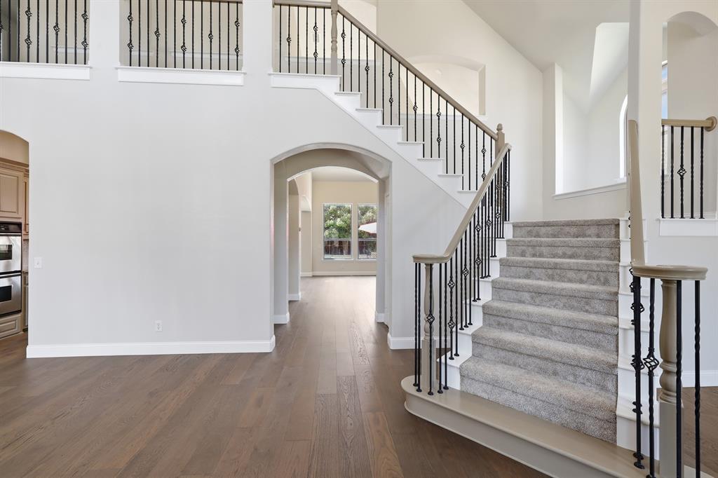 15701 Crown Cove Ln, Frisco, TX 75035 photo