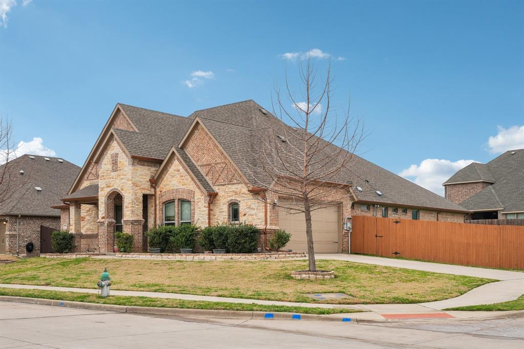 453 Lake Park Dr, Midlothian, TX 76065 photo
