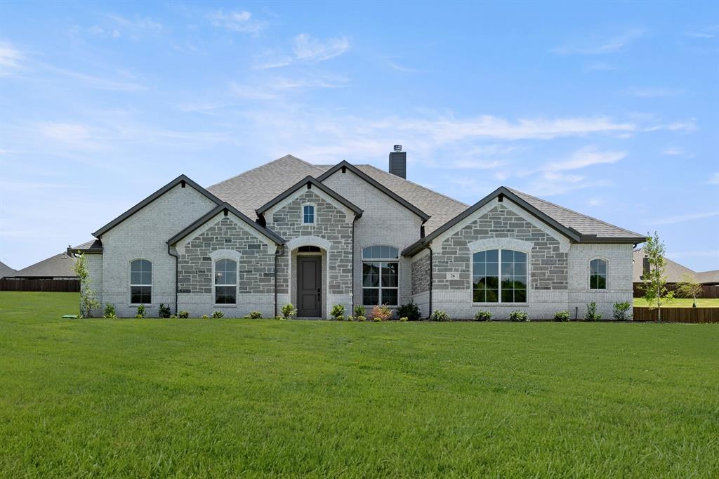 26 Crow Rd, Joshua, TX 76058