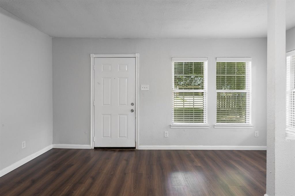 1330 Fordham Rd, Dallas, TX 75216 photo