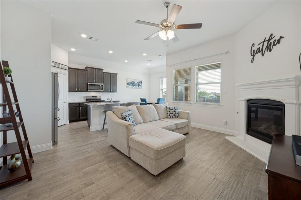 3020 Aransas Ave, Aubrey, TX 76227 photo