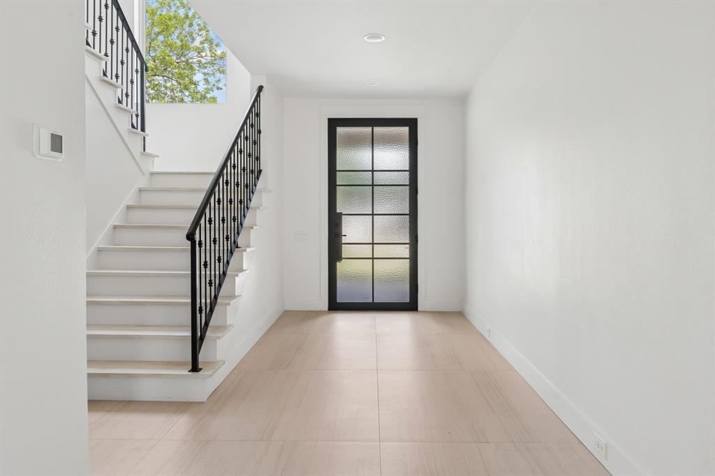 416 S Elm St, Sherman, TX 75090 photo