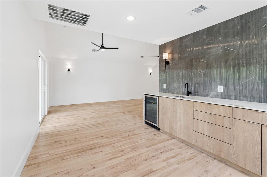 416 S Elm St, Sherman, TX 75090 photo