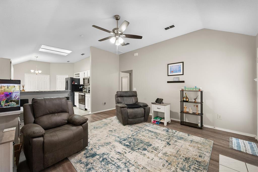 6929 Wooddale Dr, Watauga, TX 76148 photo