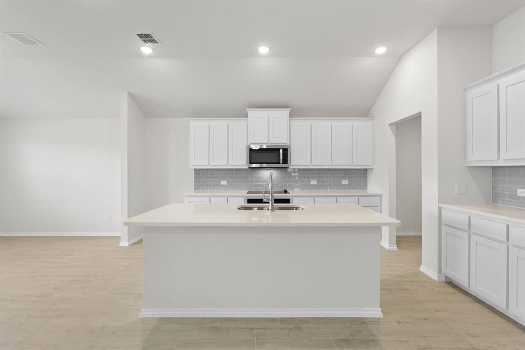 2613 River Bank Dr, Burleson, TX 76028 photo