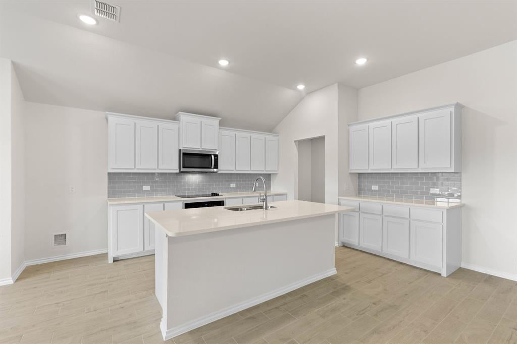 2613 River Bank Dr, Burleson, TX 76028 photo