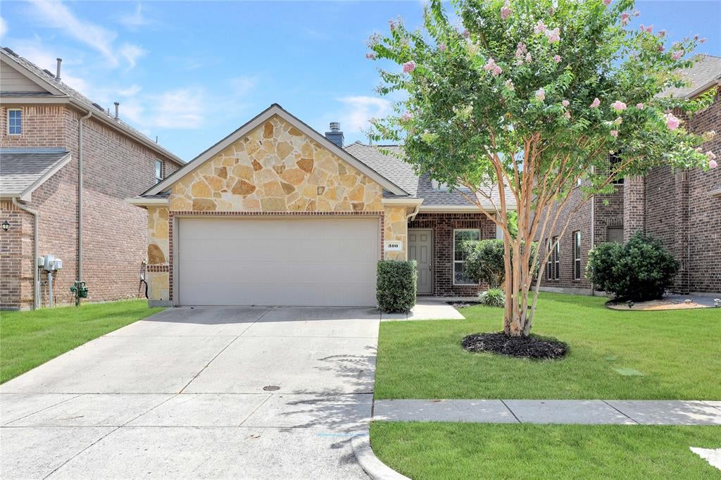 300 Black Bear Dr, Mckinney, TX 75071