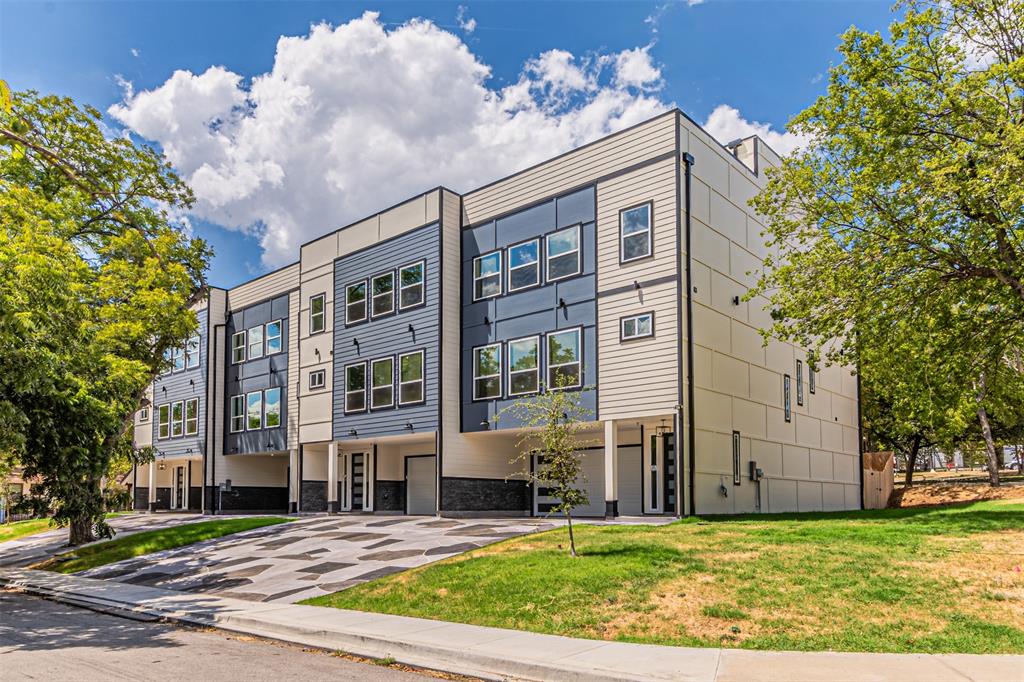 2376 Longhorn St, Dallas, TX 75228