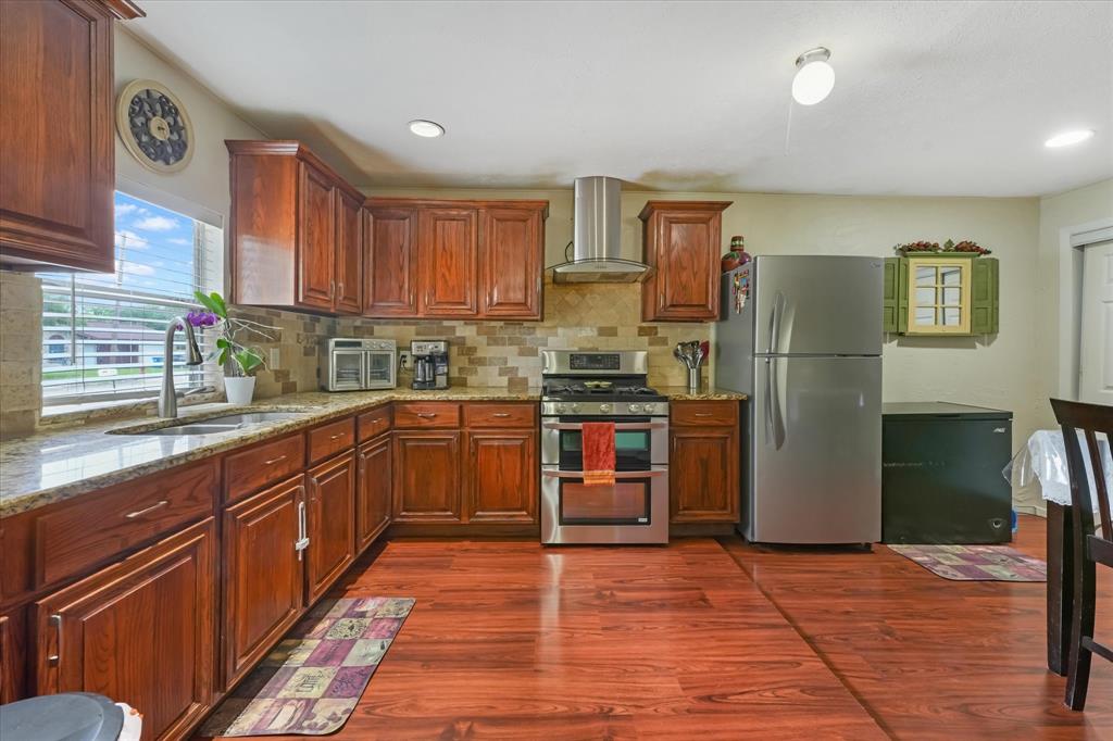 15138 Marsha Dr, Balch Springs, TX 75180 photo
