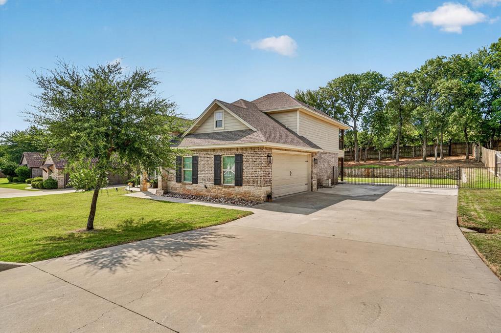 6403 Westover Dr, Granbury, TX 76049 photo