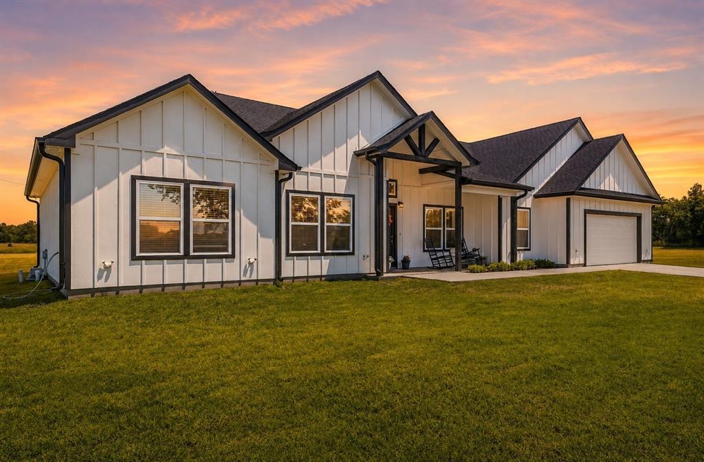 689 Dill Rd, Weatherford, TX 76085