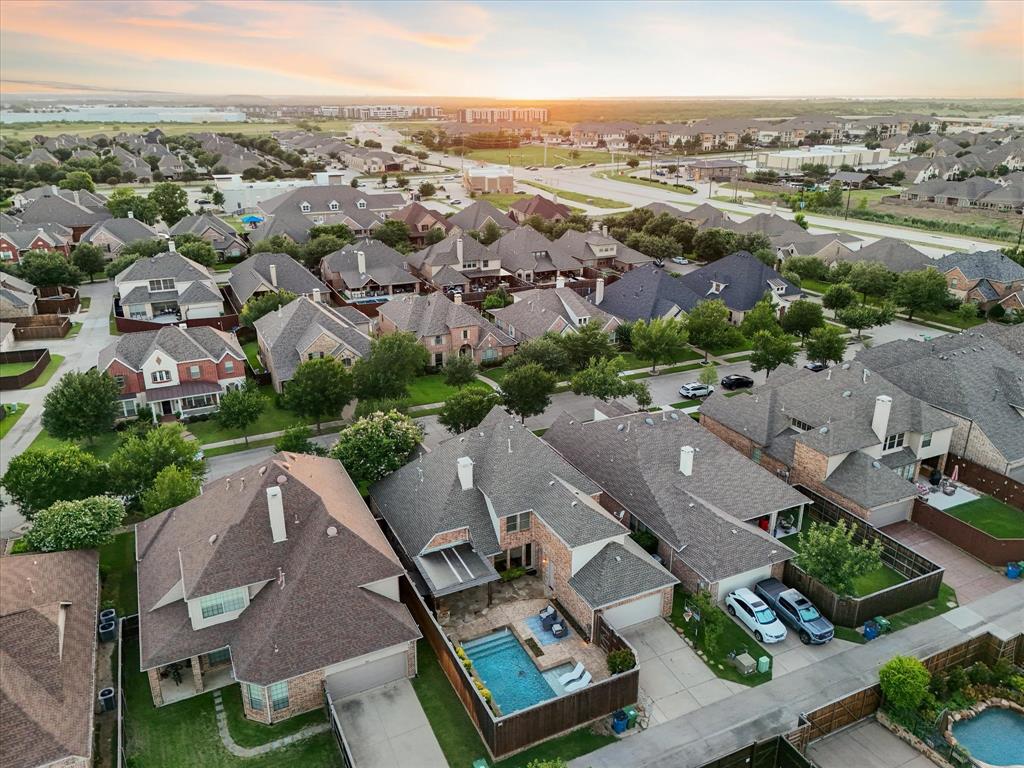 417 Mordred Ln, Lewisville, TX 75056 photo