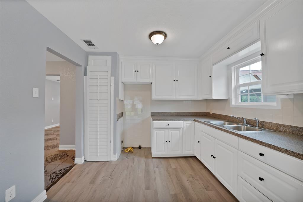 3449 Gordon Ave, Fort Worth, TX 76110 photo
