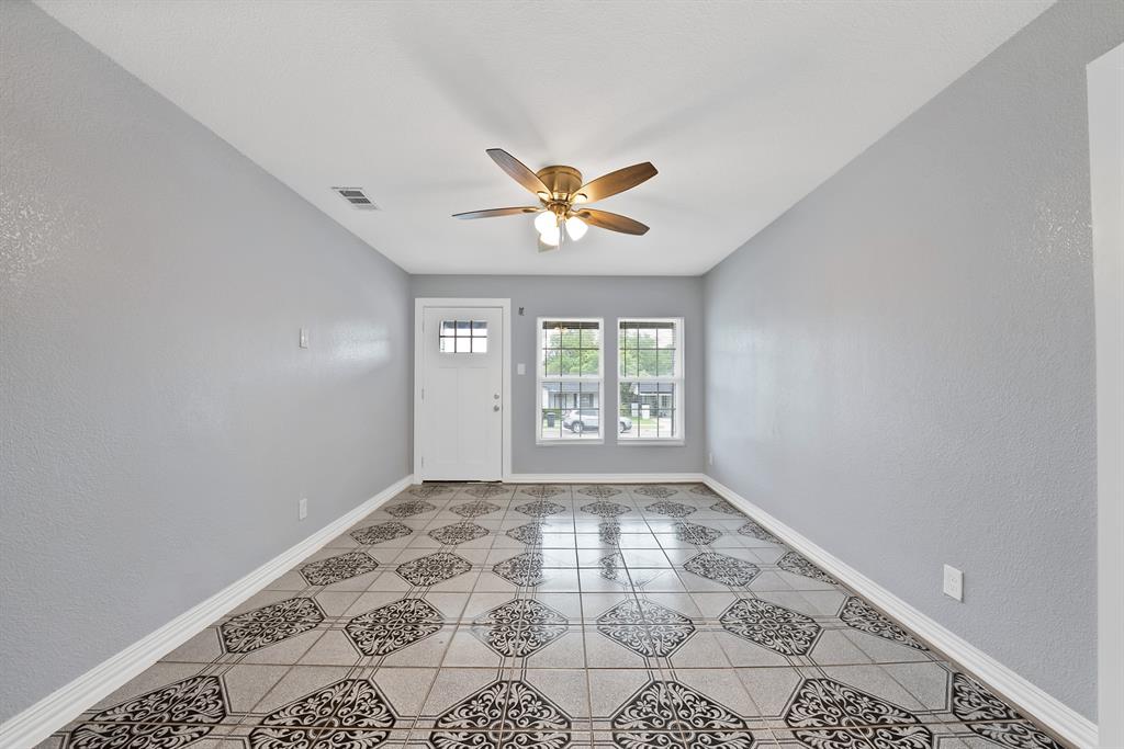 3449 Gordon Ave, Fort Worth, TX 76110 photo