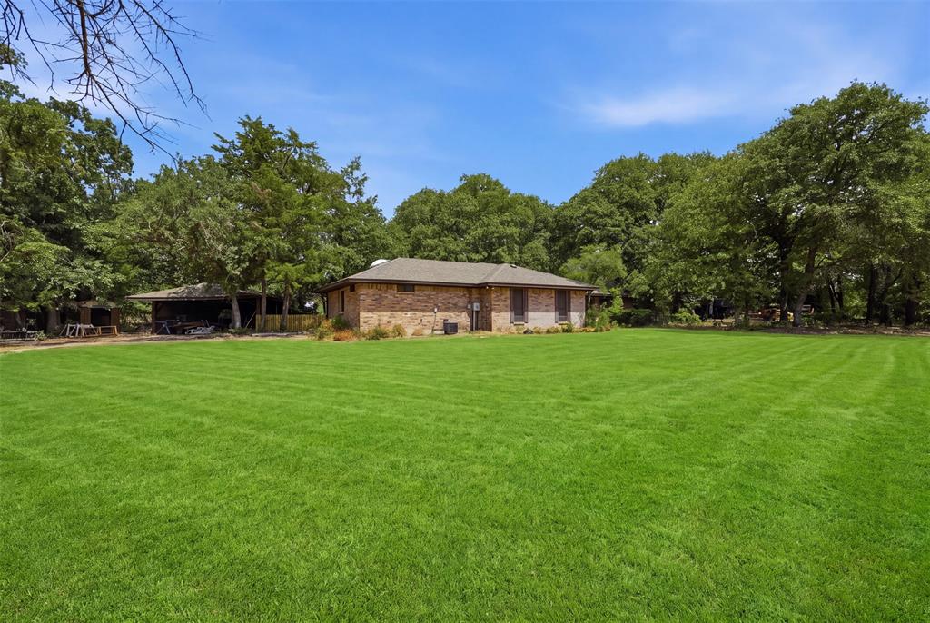 104 Murls Lake Rd, Weatherford, TX 76085 photo