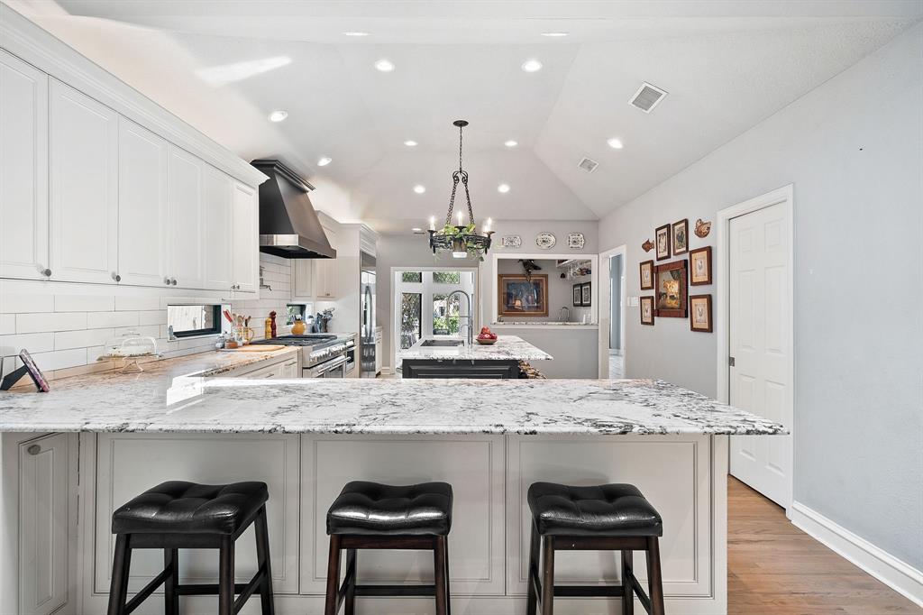 6920 Gaston Ave, Dallas, TX 75214 photo