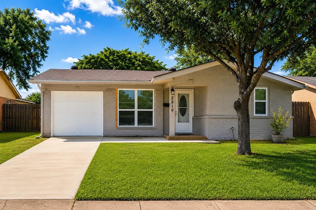 2819 Cary Dr, Mesquite, TX 75150