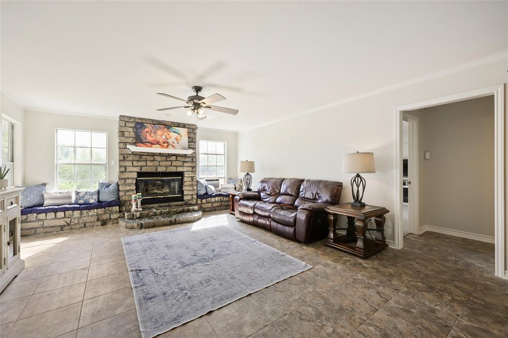 626 Epps Rd, Palmer, TX 75152 photo