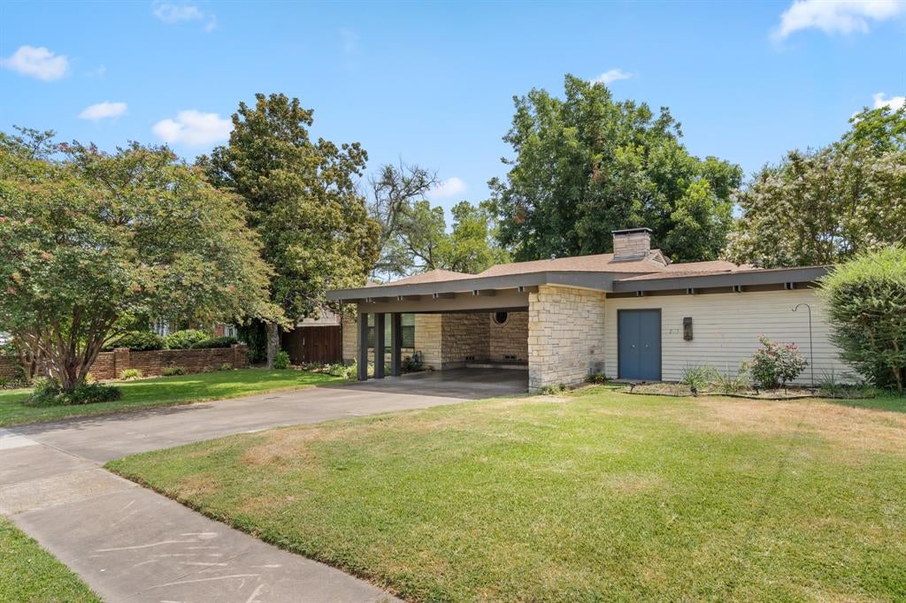 2115 Park St, Greenville, TX 75401 photo