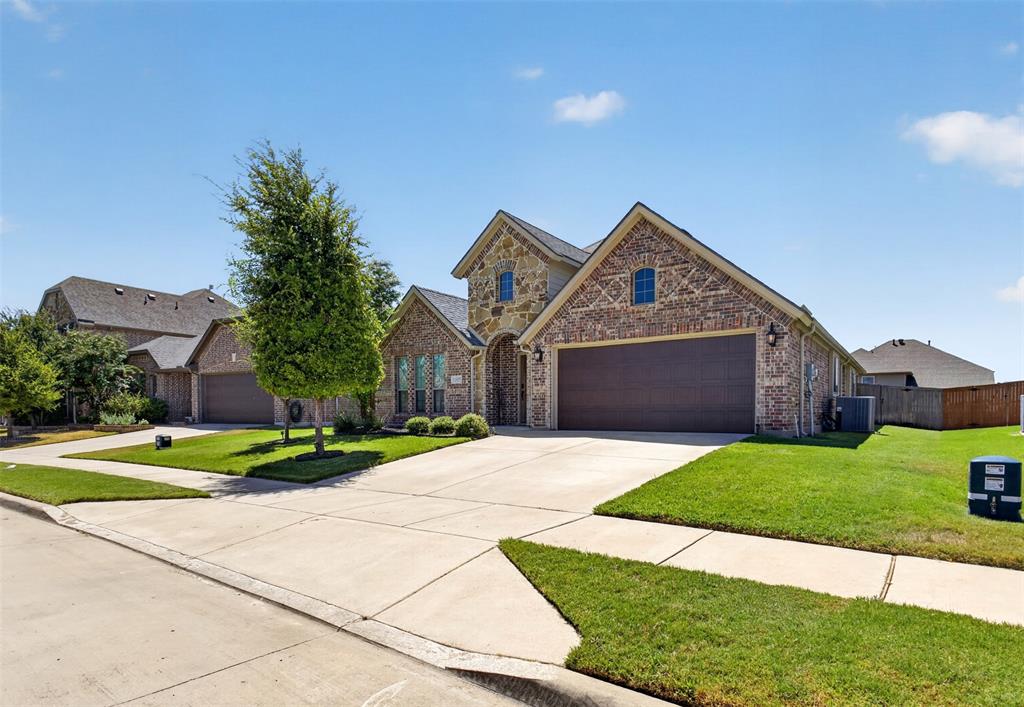 11805 Dixon Dr, Fort Worth, TX 76108 photo