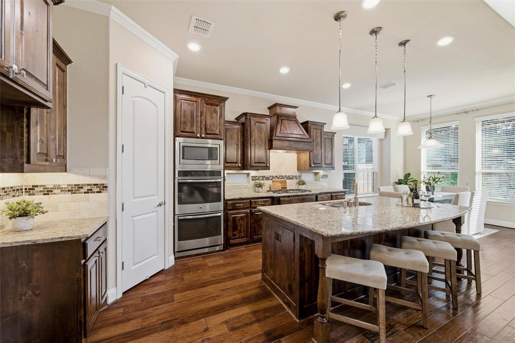 3815 Wind Cave Bnd, Irving, TX 75063 photo