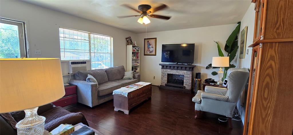 2349 Talco Dr, Dallas, TX 75241 photo