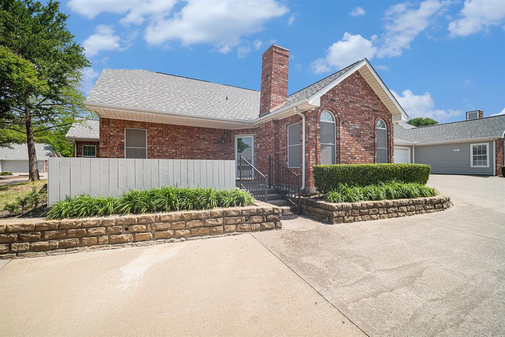 6127 Welden Ct, Fort Worth, TX 76132 photo