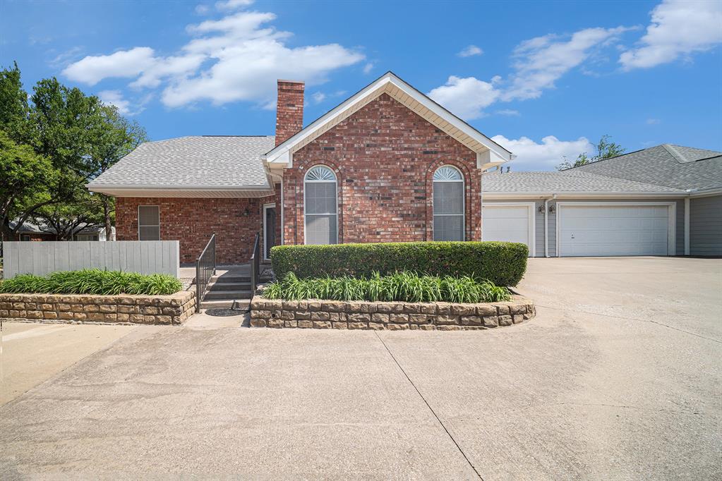 6127 Welden Ct, Fort Worth, TX 76132