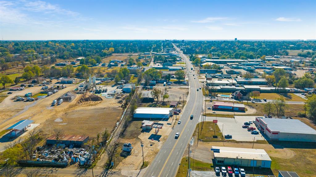 1810 N Main St, Paris, TX 75460 photo
