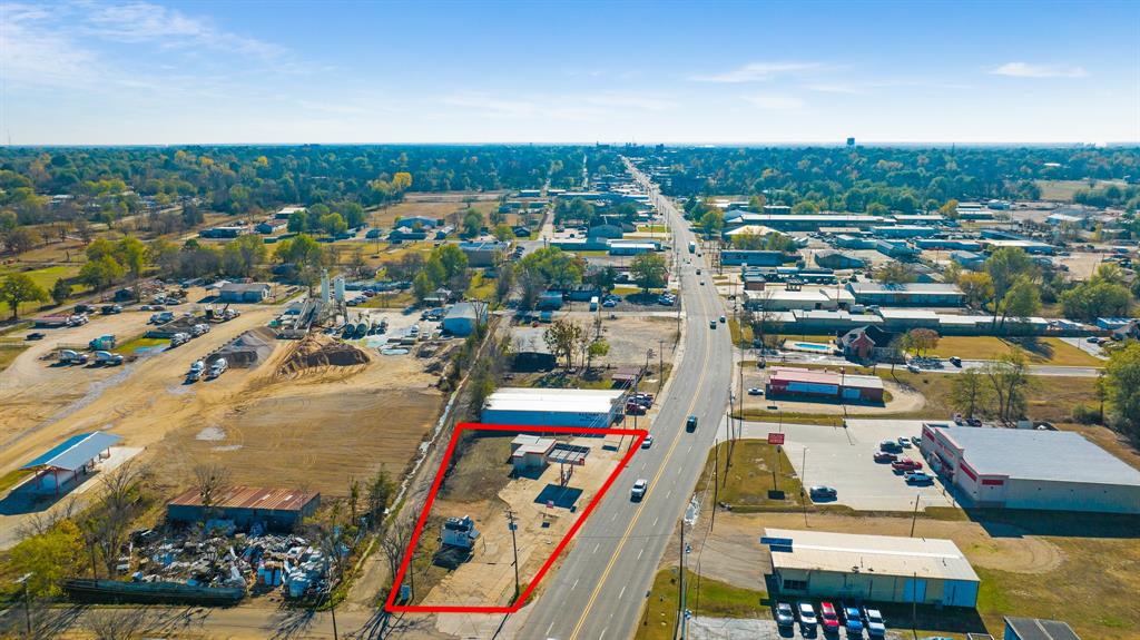 1810 N Main St, Paris, TX 75460 photo