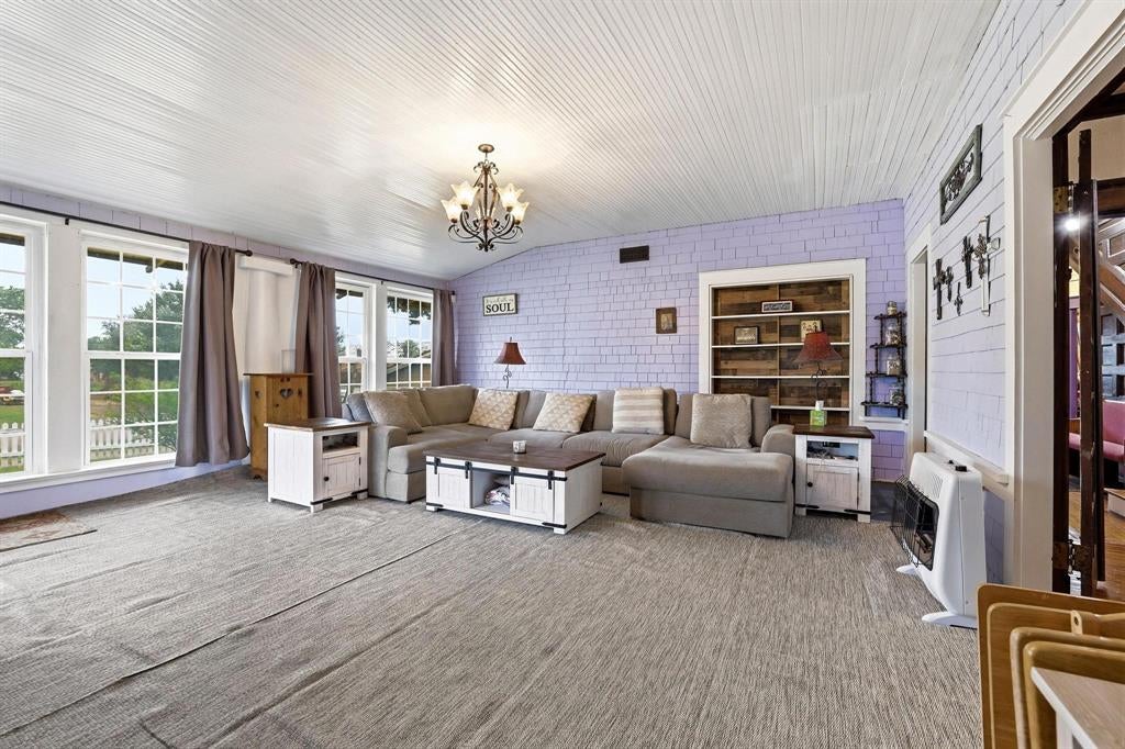 901 8 St, Honey Grove, TX 75446 photo