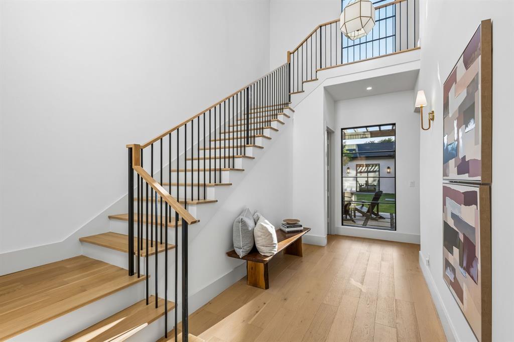 7403 Robin Rd, Dallas, TX 75209 photo