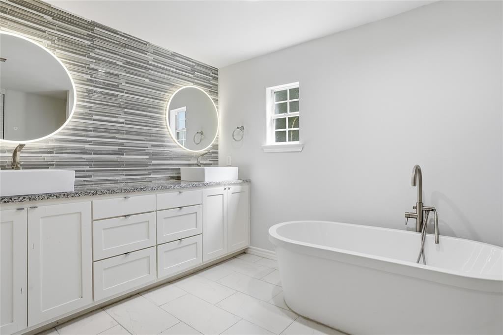7248 Walling Ln, Dallas, TX 75231 photo