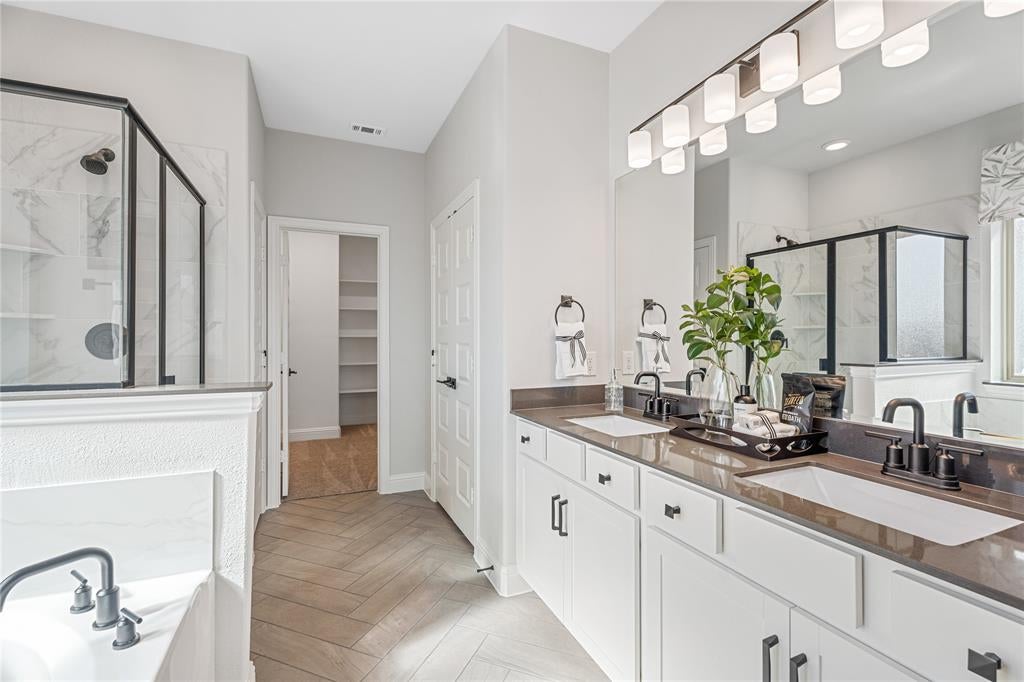 301 Thorn Creek Dr, Anna, TX 75409 photo