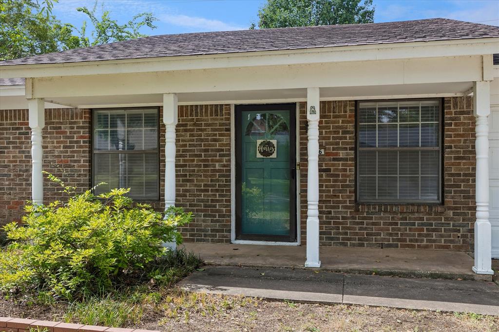 936 Springdale Rd, Bedford, TX 76021 photo