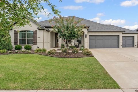 Single Family Residence in Aledo TX 513 Point Vista Drive.jpg