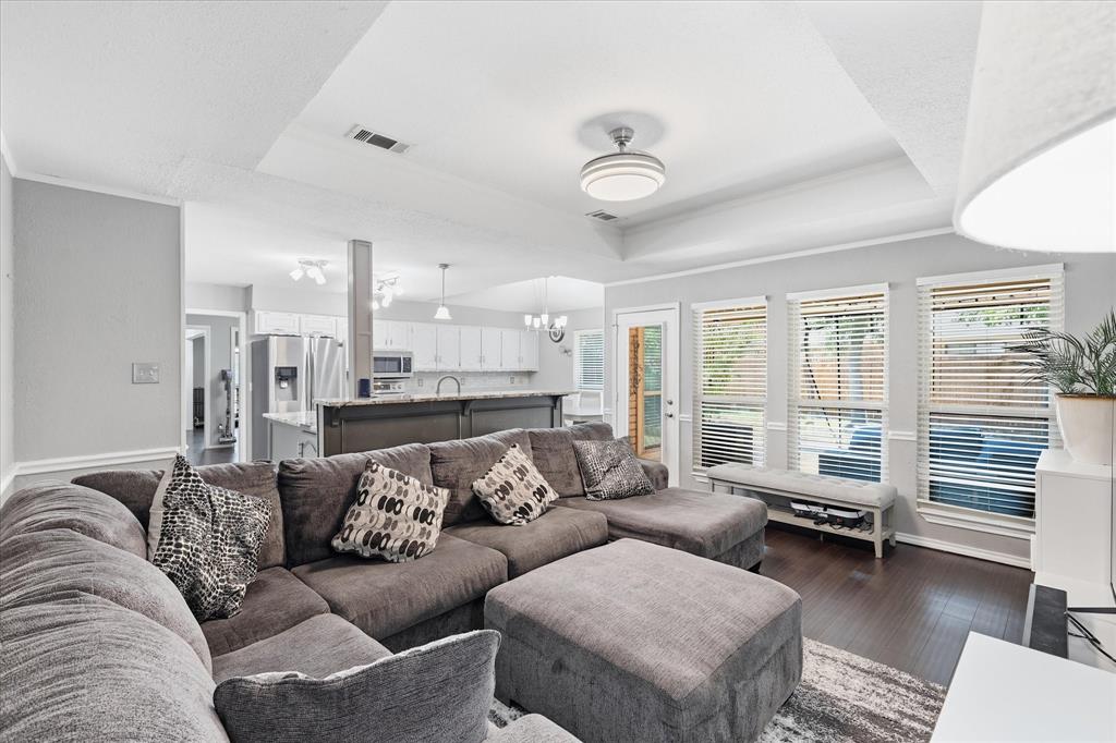 629 Park Ln, Highland Village, TX 75077 photo
