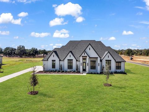 Single Family Residence in Weatherford TX 477 Royal Santana Run.jpg