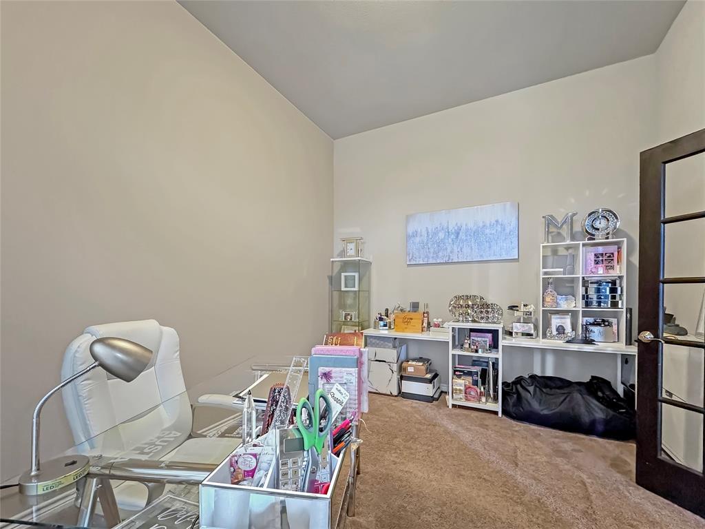 904 Regal Bluff Ln, Desoto, TX 75115 photo
