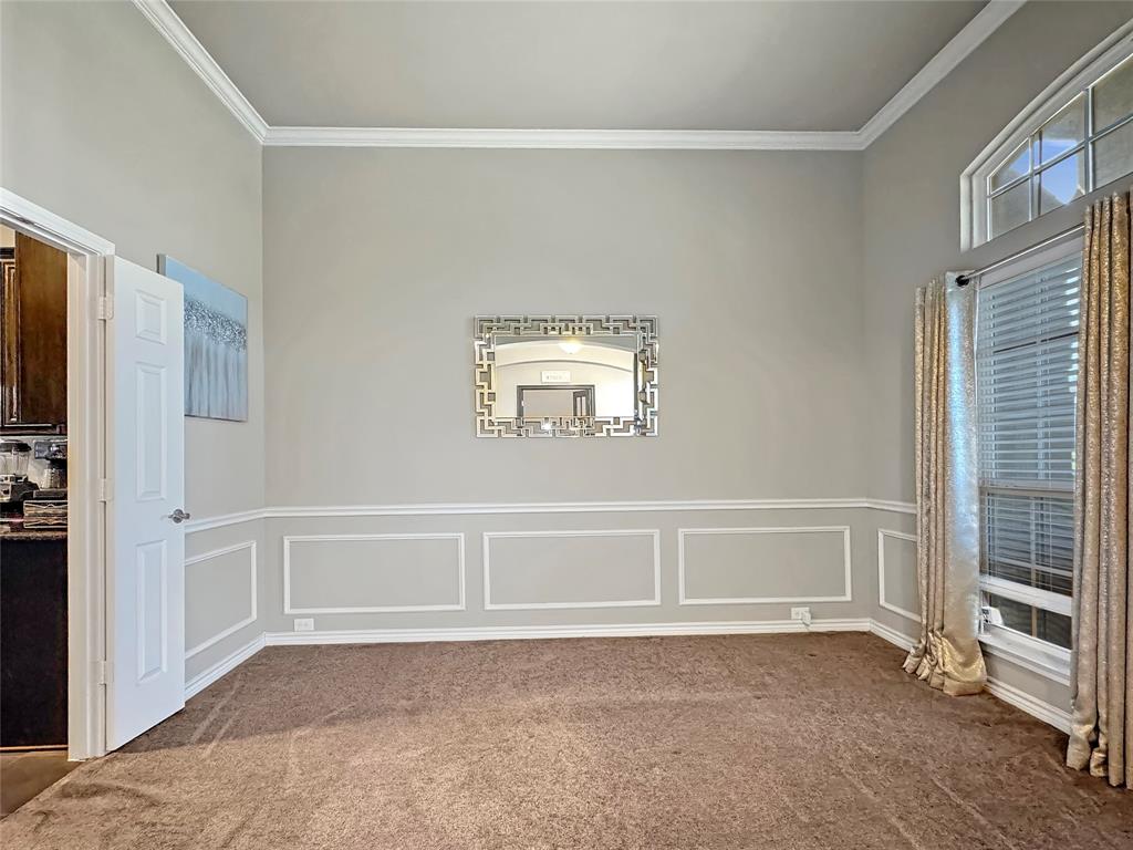 904 Regal Bluff Ln, Desoto, TX 75115 photo